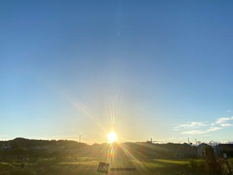 秋を実感する朝に 注目の空の写真 ウェザーニュース 