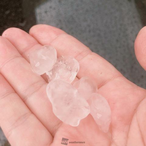 東京で雹(ひょう)報告 注目の空の写真 ウェザーニュース