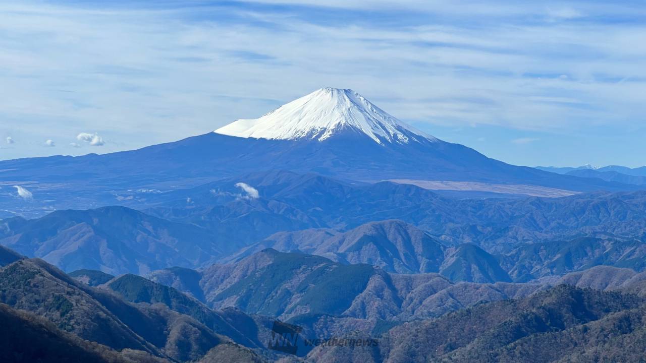 一層白くなった富士山 注目の空の写真 ウェザーニュース