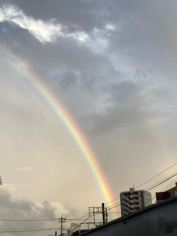 雨上がりに虹 注目の空の写真 ウェザーニュース