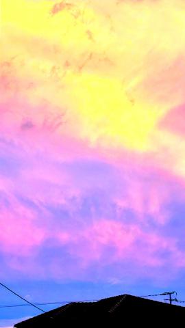 燃えるような夕焼け 注目の空の写真 ウェザーニュース 燃えるような夕焼け 注目の空の写真 ウェザーニュース