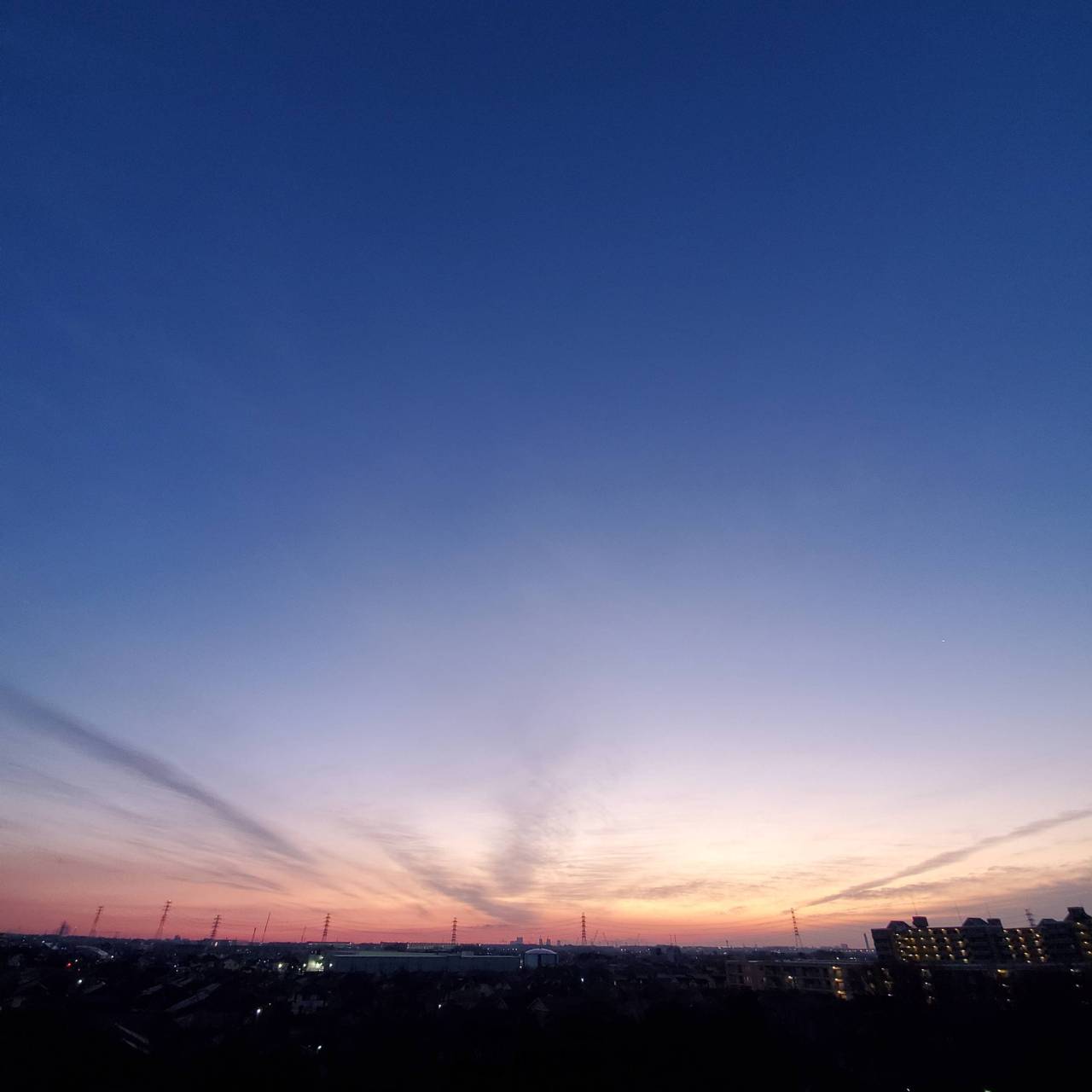 筋雲と朝焼け 注目の空の写真 ウェザーニュース