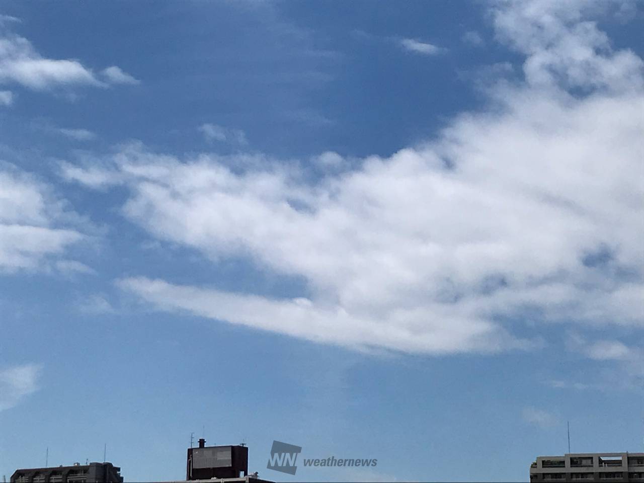 激しい雨や雷に注意 注目の空の写真 ウェザーニュース