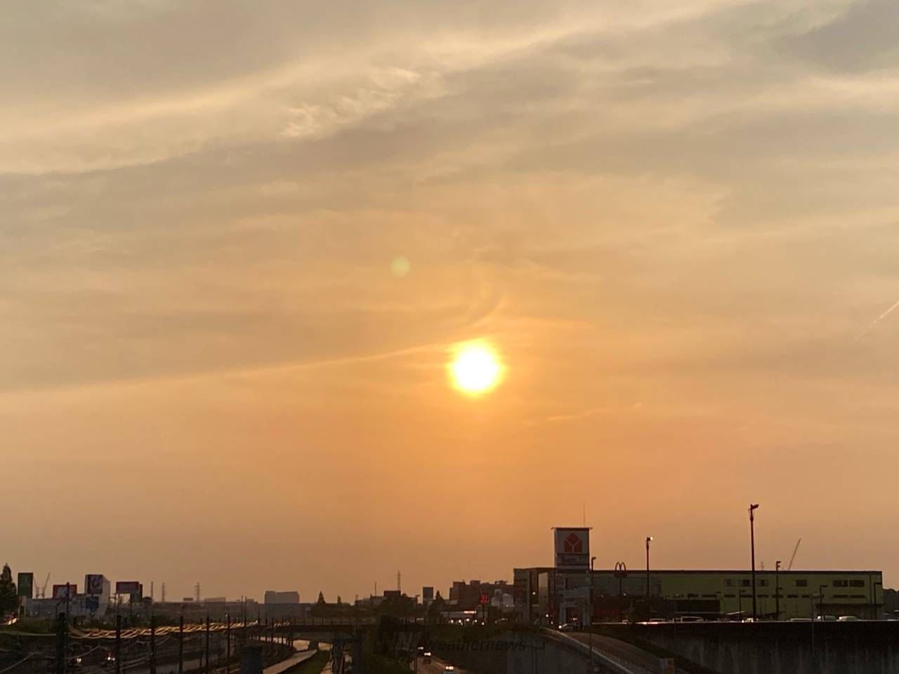 鮮やかに染まる夕焼け空 注目の空の写真 ウェザーニュース
