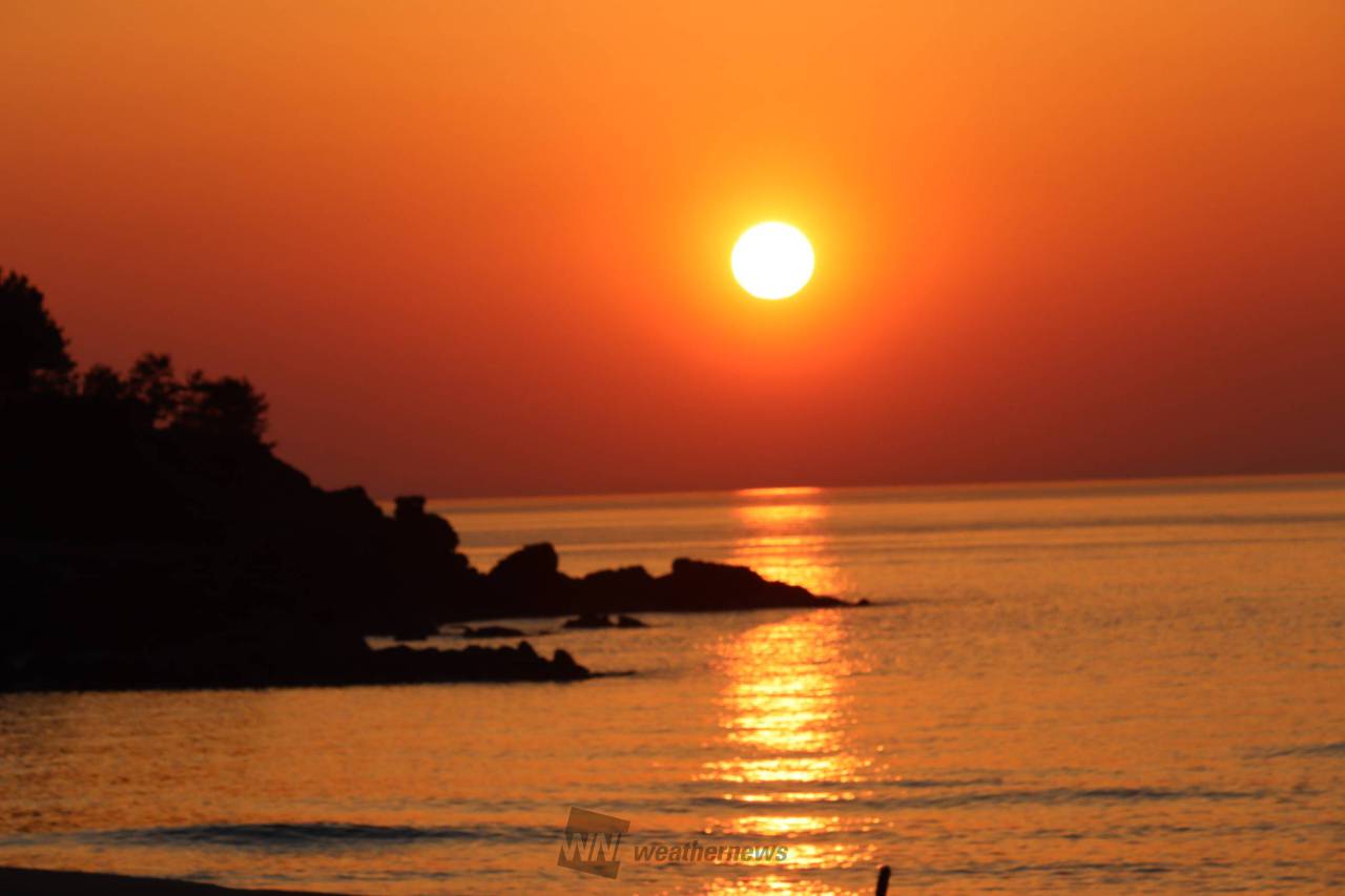 鮮やかに染まる夕焼け空 注目の空の写真 ウェザーニュース