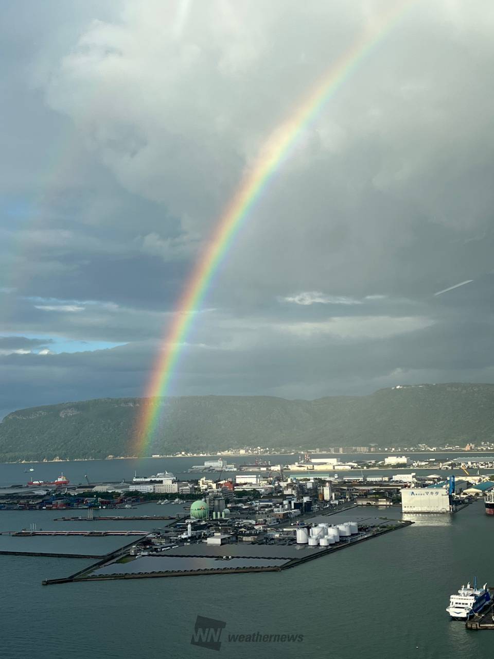 雨上がりの空に虹 注目の空の写真 ウェザーニュース