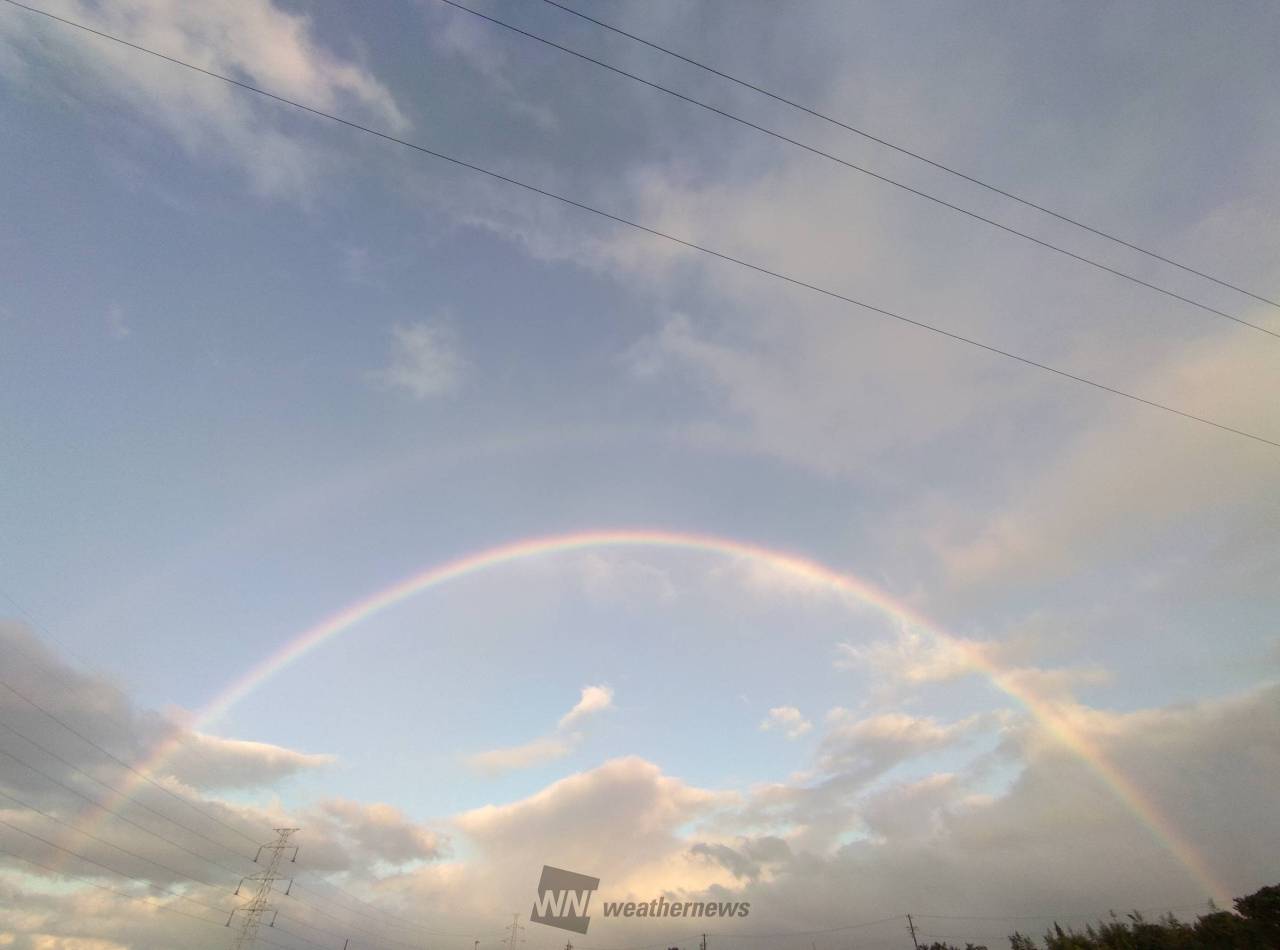 朝虹 ダブルレインボー 注目の空の写真 ウェザーニュース
