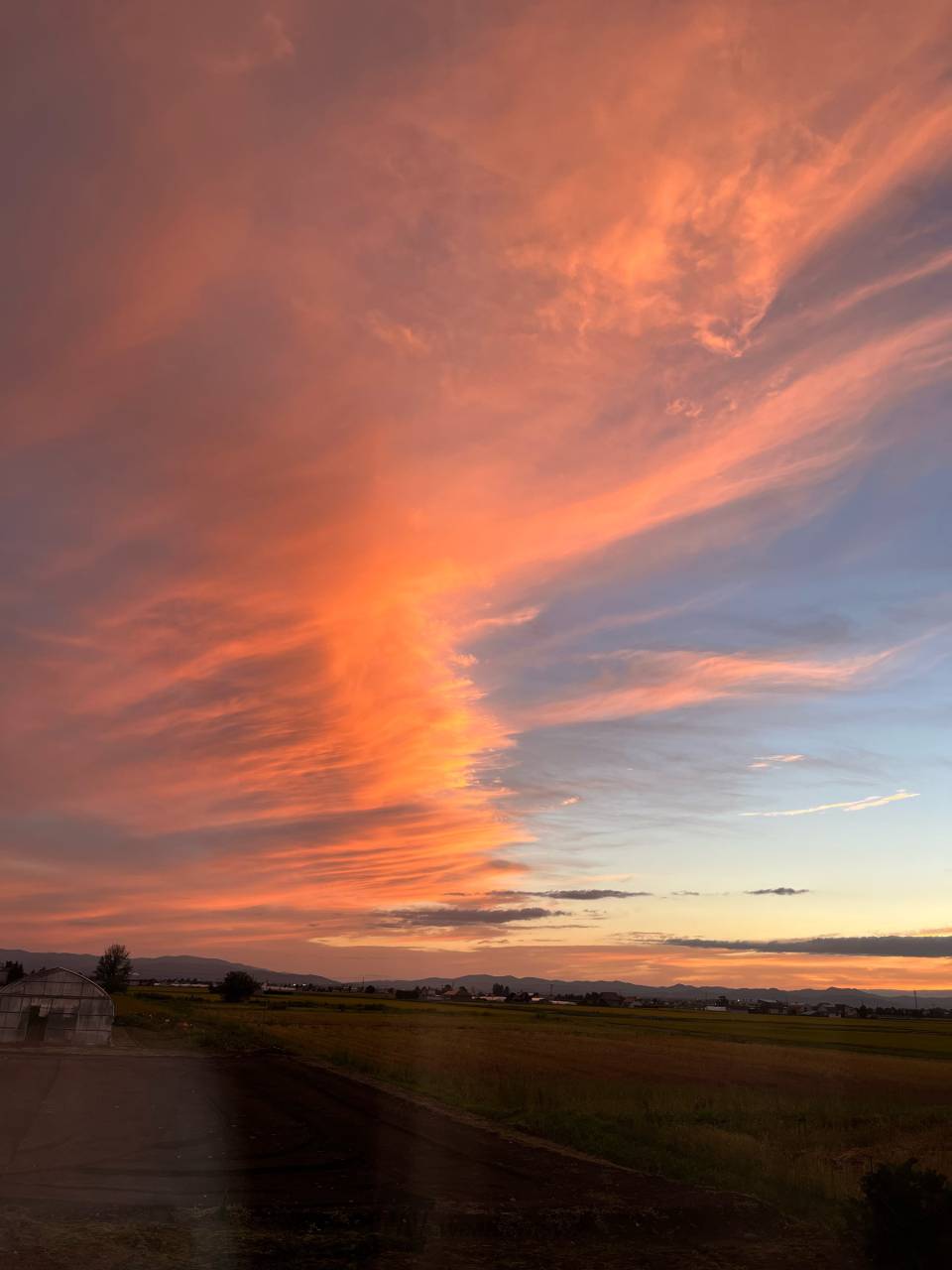 空撮夕焼け空、自然、美しい光、海の上の夕日や日の出、カラフル