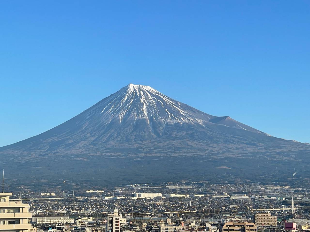 冬の雄大な富士山 注目の空の写真 ウェザーニュース