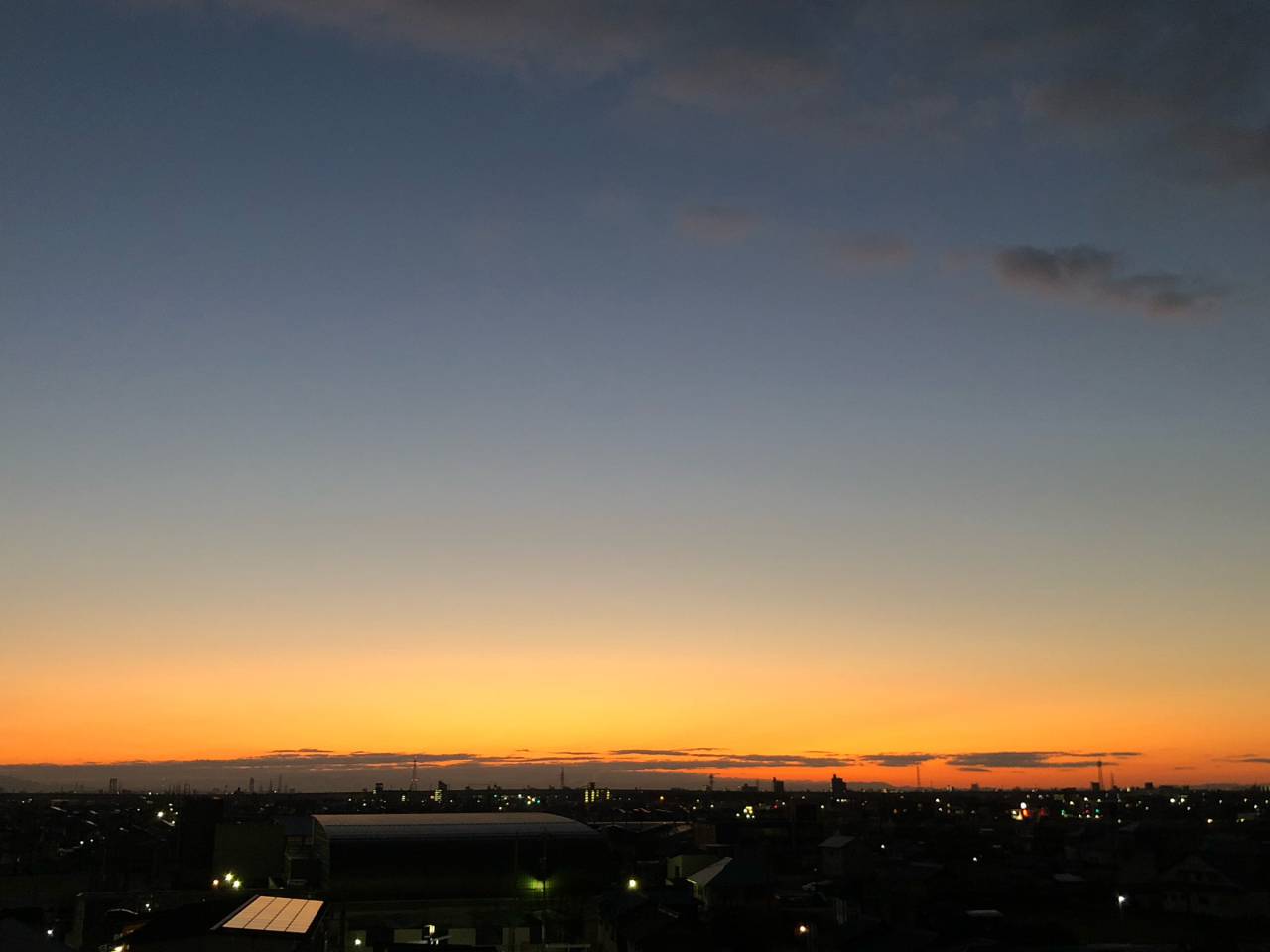 眩しい朝日や朝焼けに染まる空 注目の空の写真 ウェザーニュース