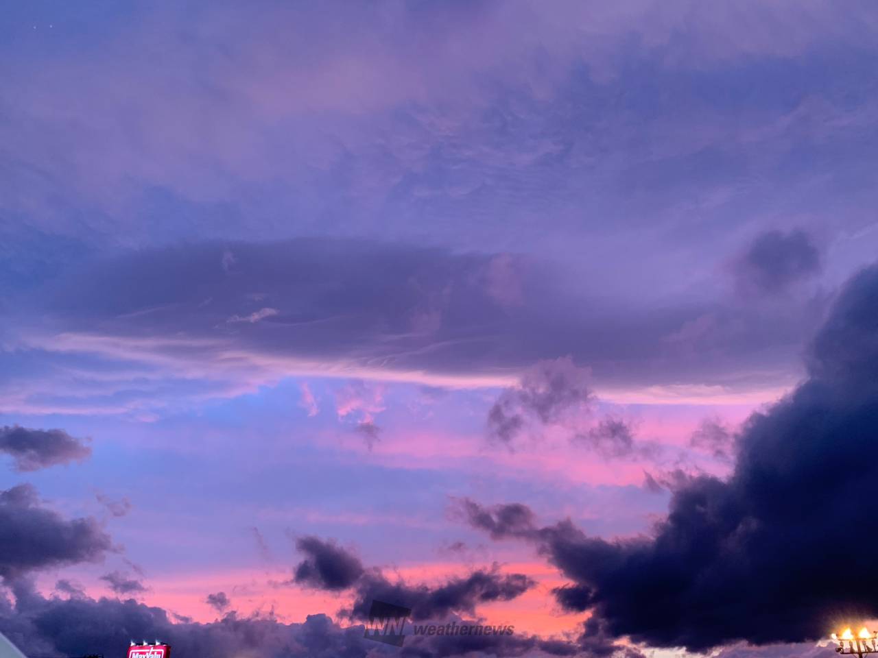 この上に横たわる雲がなんかキレイなんです 岩手県北上市 グリーンアップル ウェザーニュース