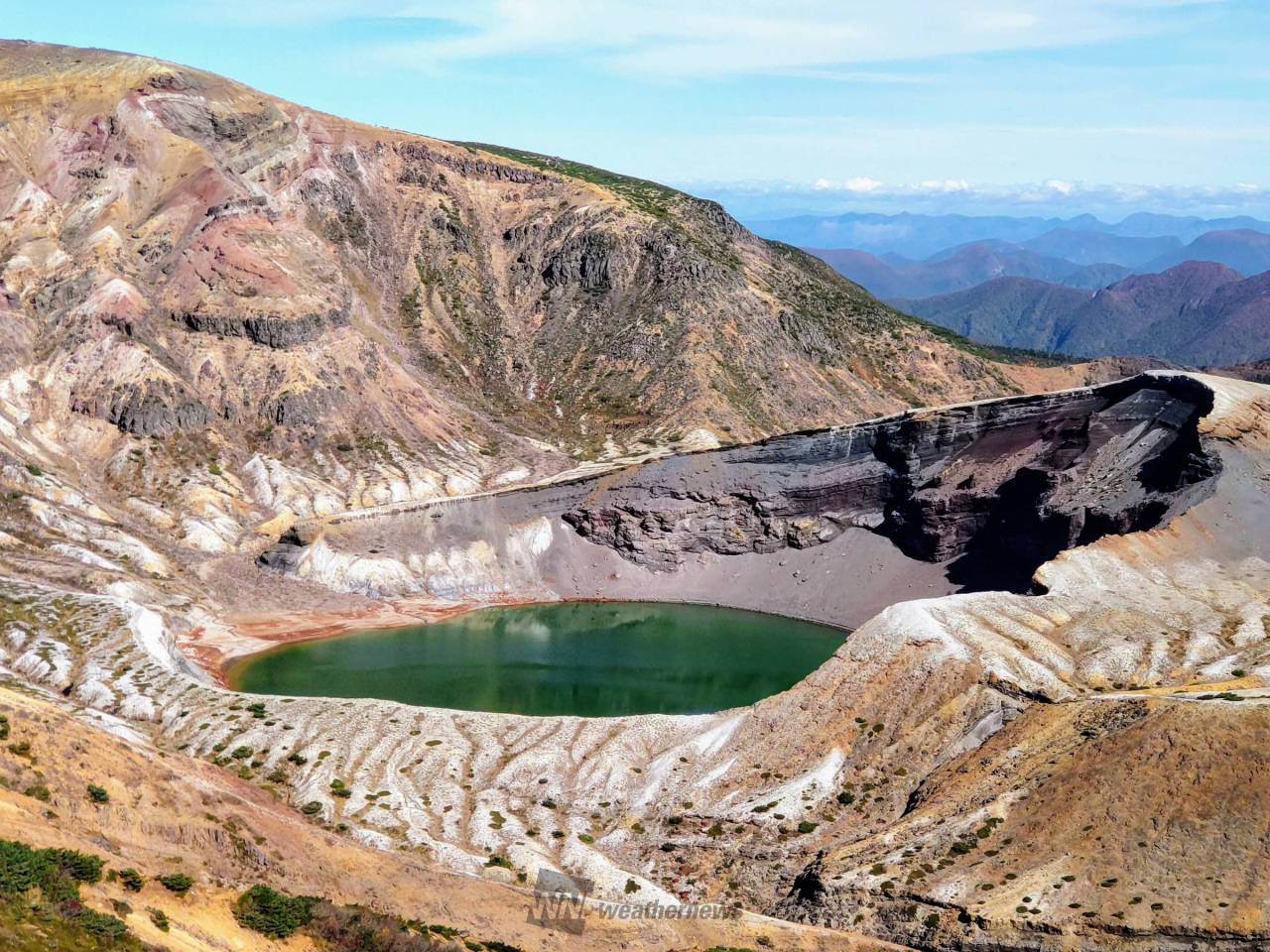 蔵王山麓御釜、綺麗...