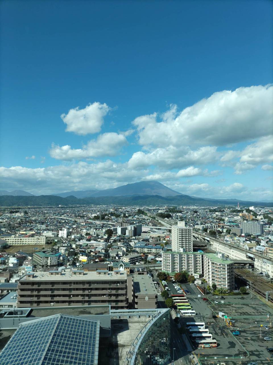 岩手山で初冠雪 注目の空の写真 ウェザーニュース