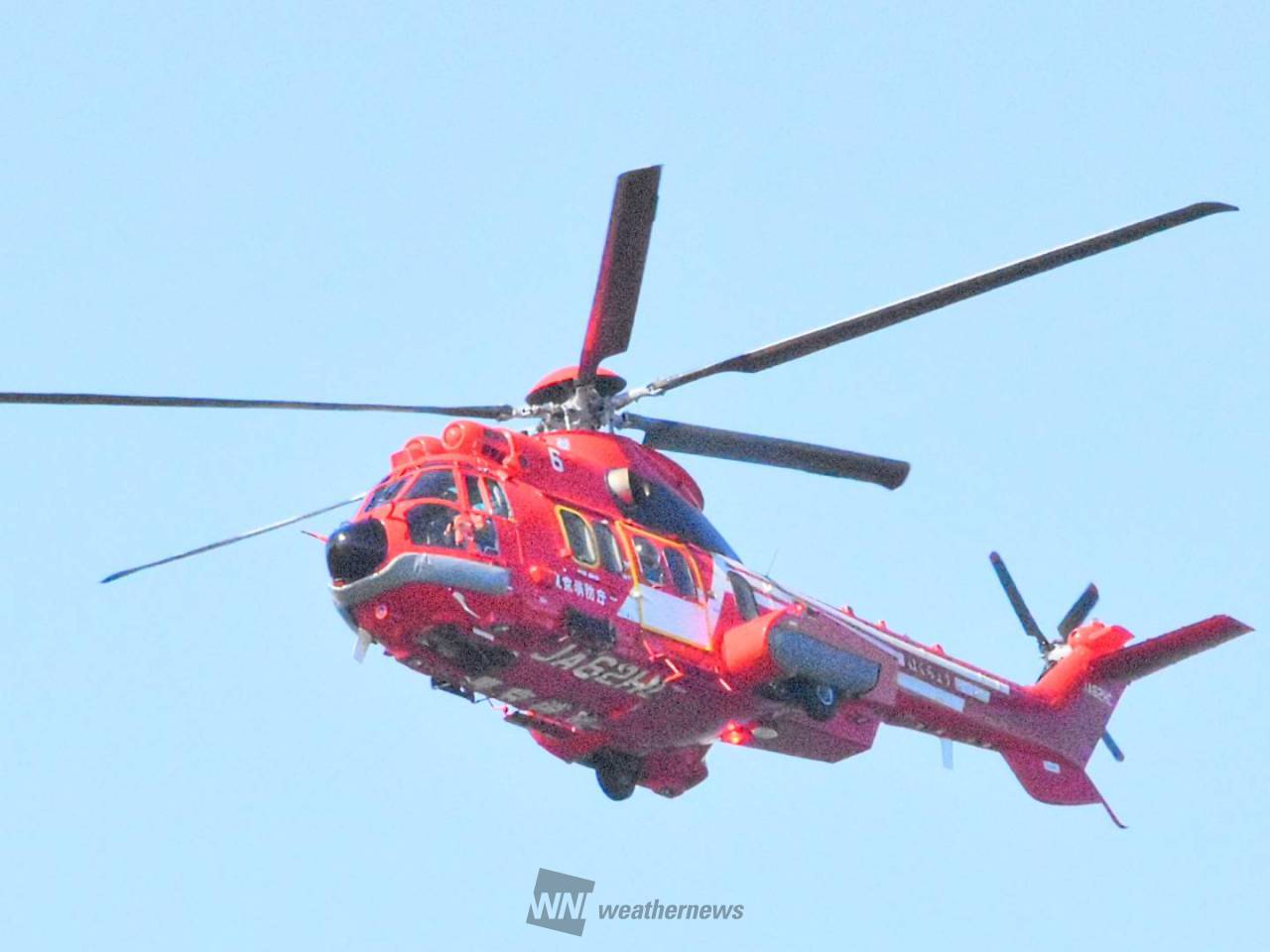 久しぶり赤いヘリコプター 青空から薄曇り | 東京都江戸川区 | ぎた