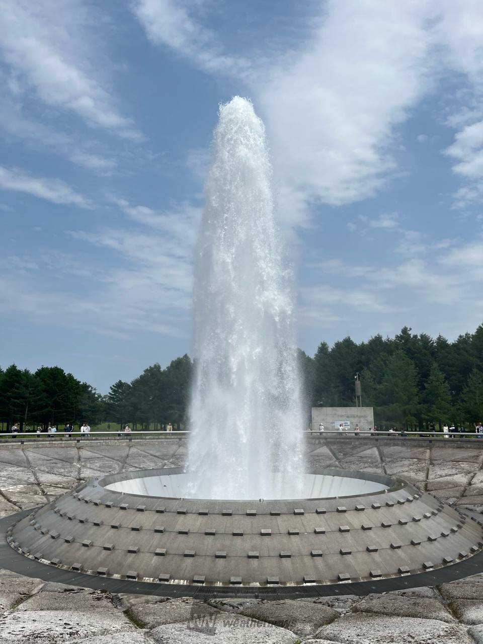 モエレ沼公園の海の噴水。 水柱の高さは2 | 北海道札幌市東区 | ぴろ18