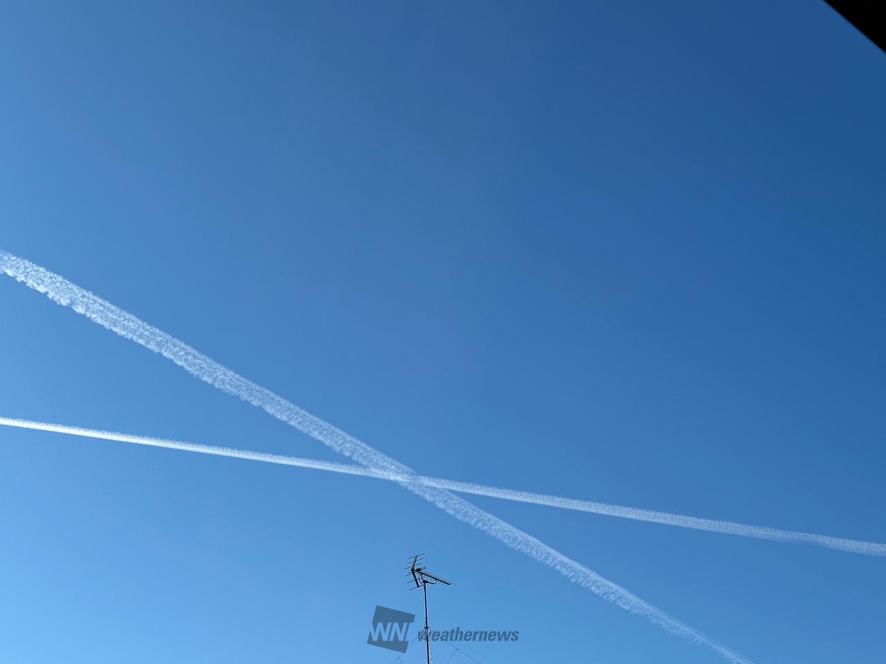 ひこうき雲 黒鯛さん（#福島 #fukushima) #飛行機雲 #ひこうき雲 #虹色