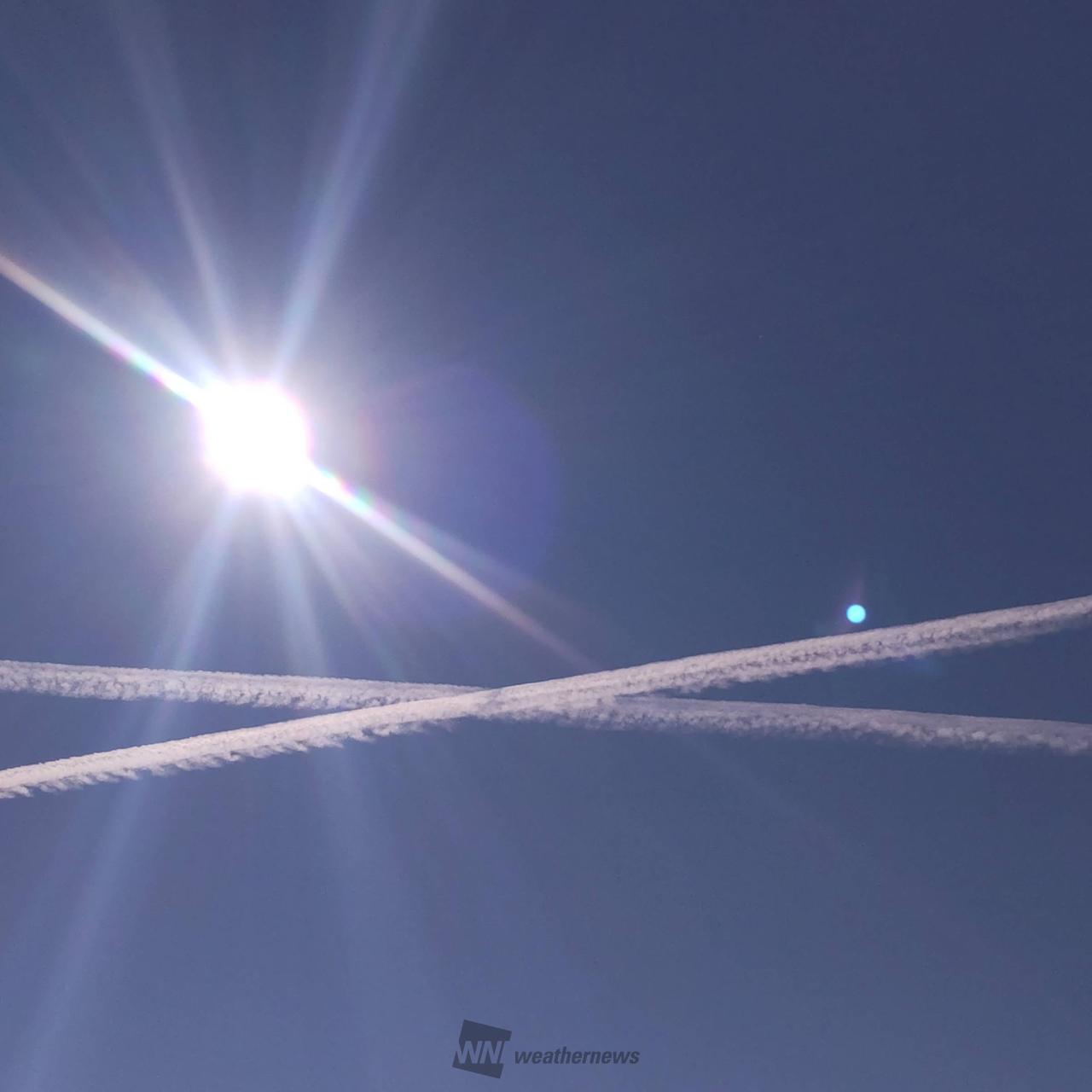 ひこうき雲 黒鯛さん（#福島 #fukushima) #飛行機雲 #ひこうき雲 #虹色