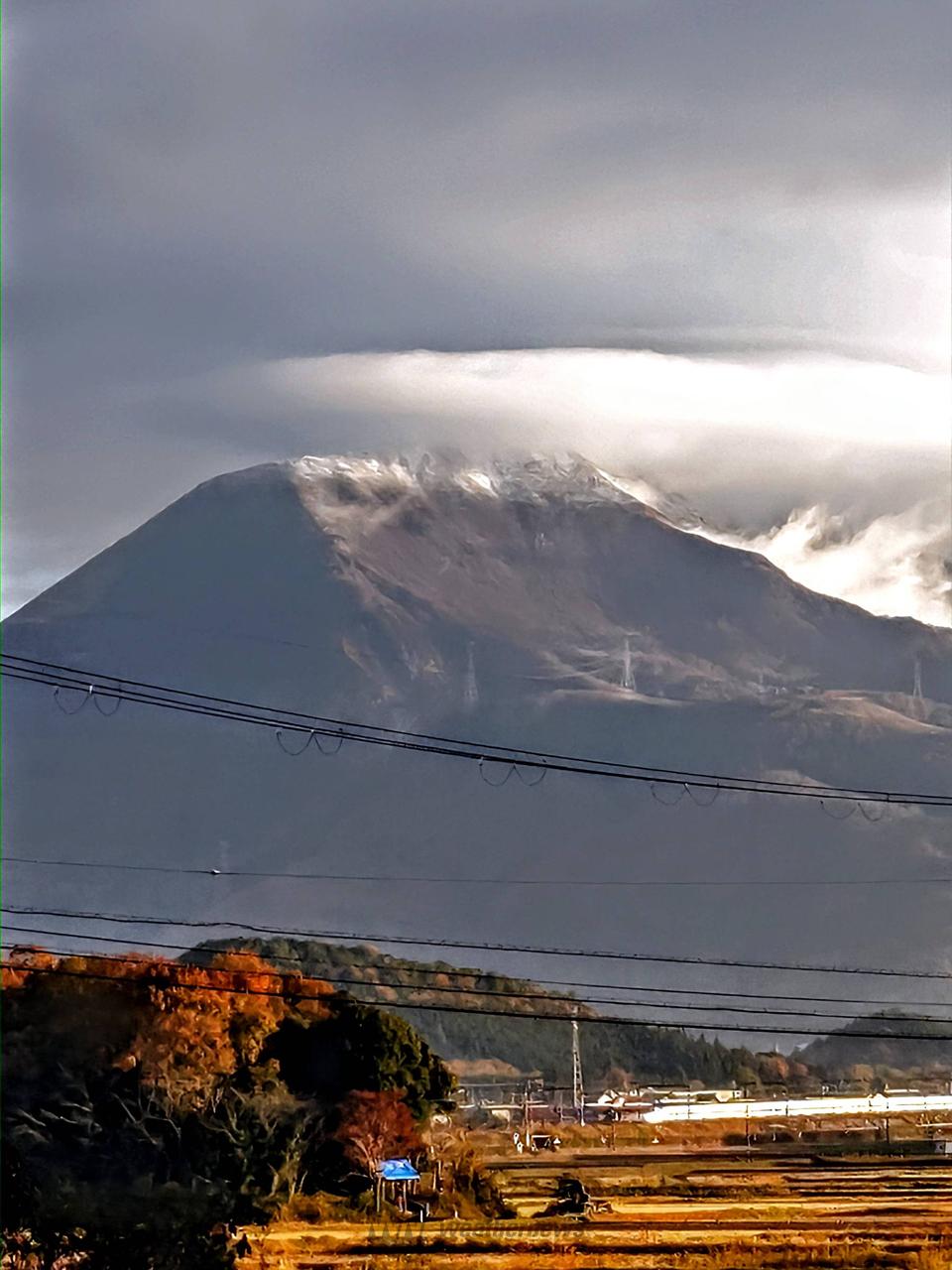 伊吹山初冠雪 サブ...