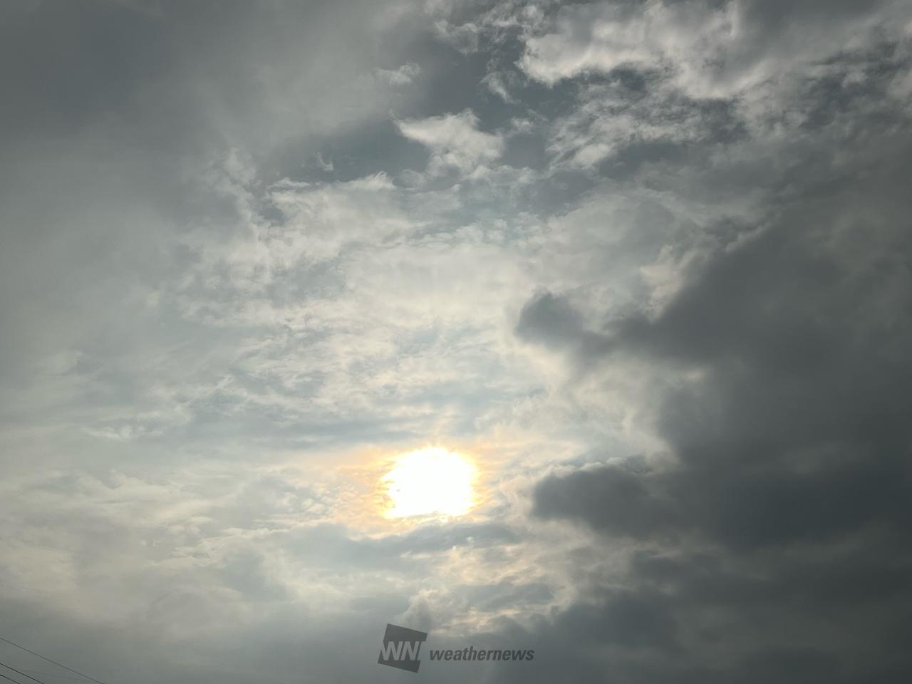 三田(さんだ)の空...