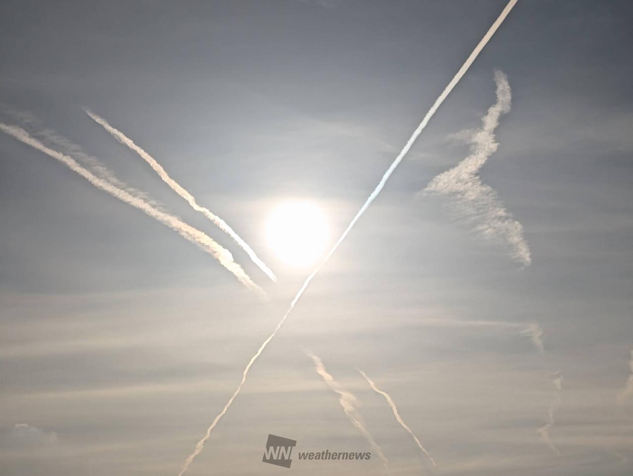 飛行機雲がくっきり 注目の空の写真 ウェザーニュース