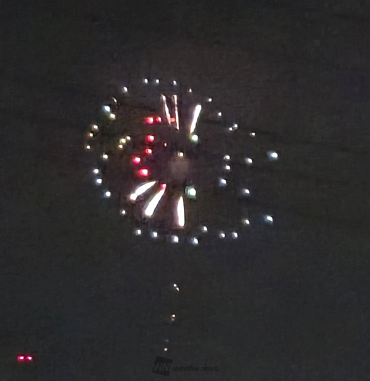 きらめく星座　花火　群馬火工製 ◯会員さん紹介◯ ㈲高崎火工湯浅花火店 榛東村の花火屋さん 高崎火工