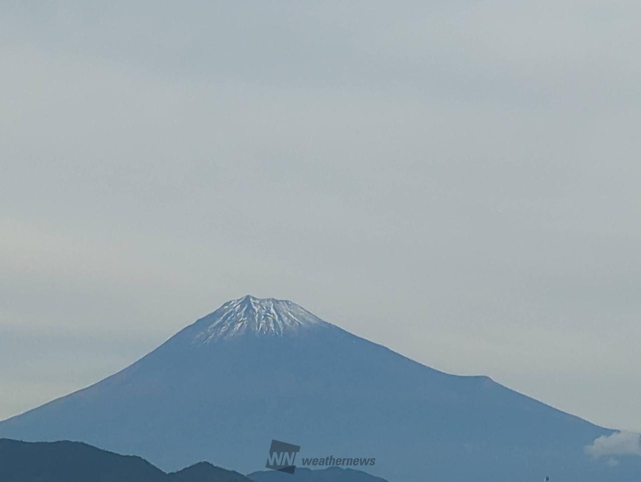 富士山 今日は、山頂にうっすら積雪がある | 静岡県静岡市清水区